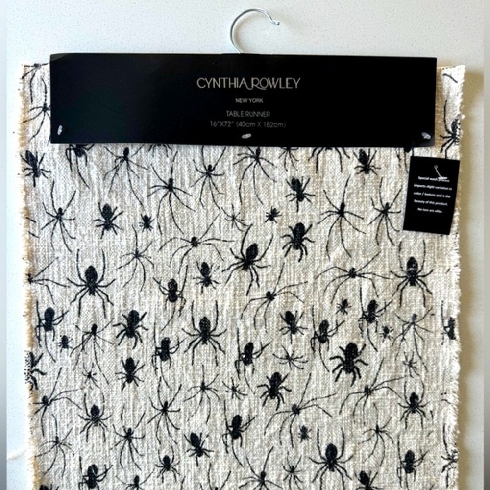 Spiders‎ 🕷️ Table Runner - Picture 4 of 13